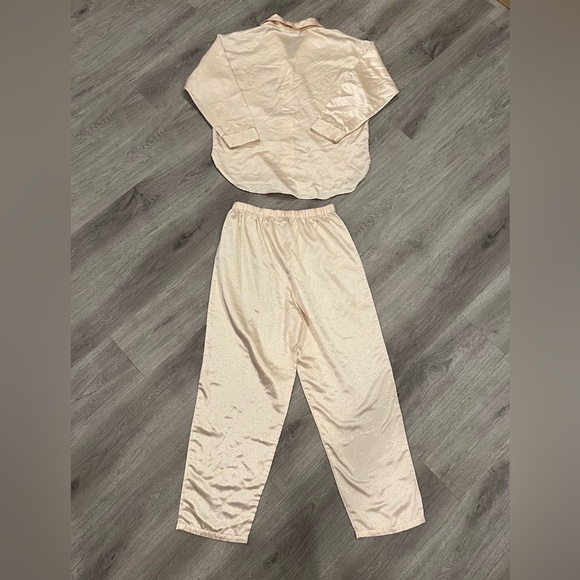 Vintage Victoria’s Secret Gold label 2 piece pajama set - Picture 12 of 12